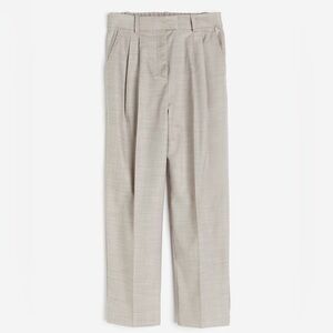 H&M NWT Beige Tailored Straight Leg Trousers Size 6